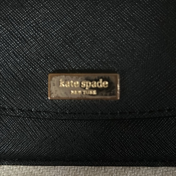 Black Kate Spade card holder with ID window - Picture 5 of 5